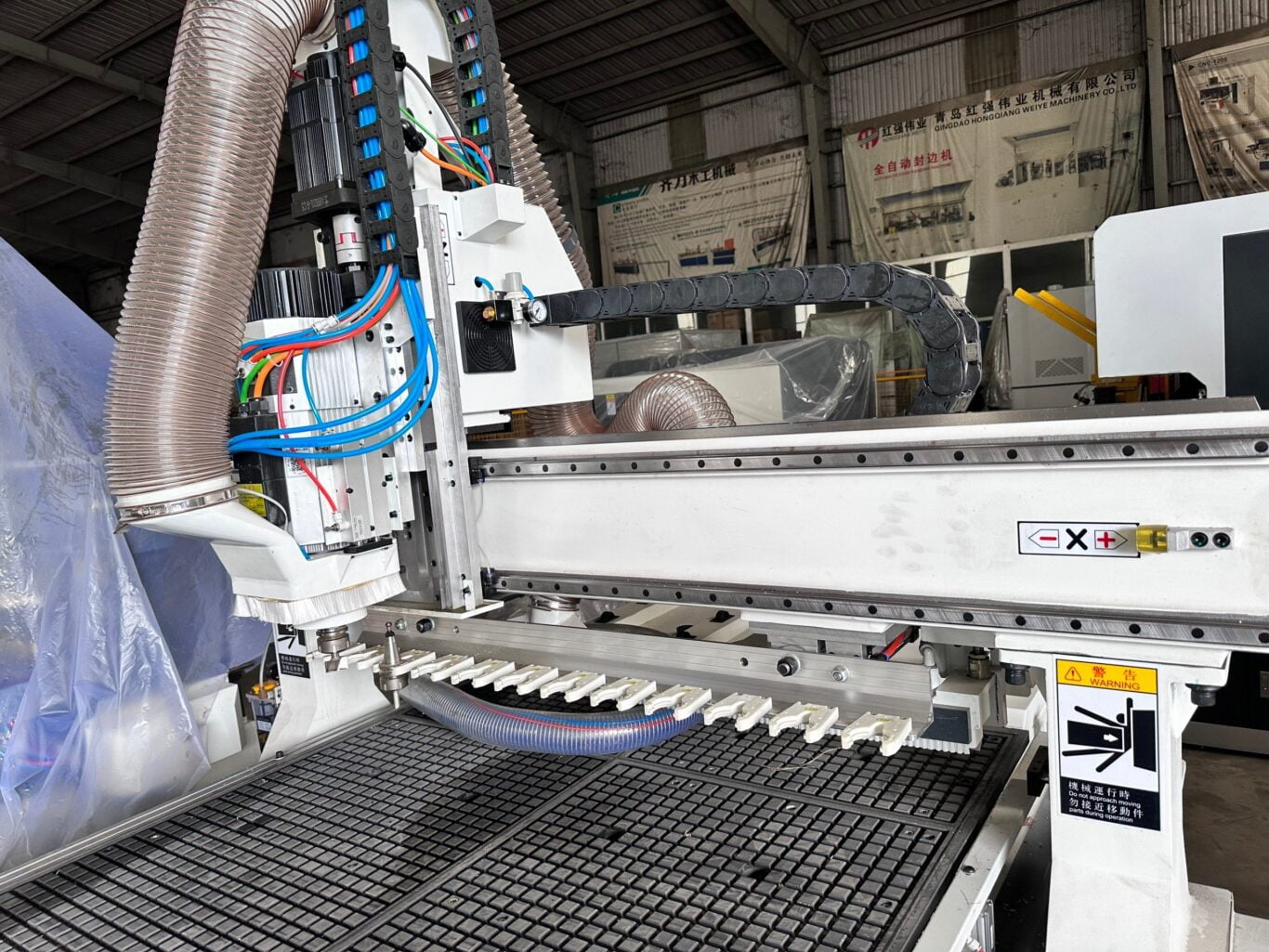 Máy CNC Nesting 1 đầu thay dao tự động full line
