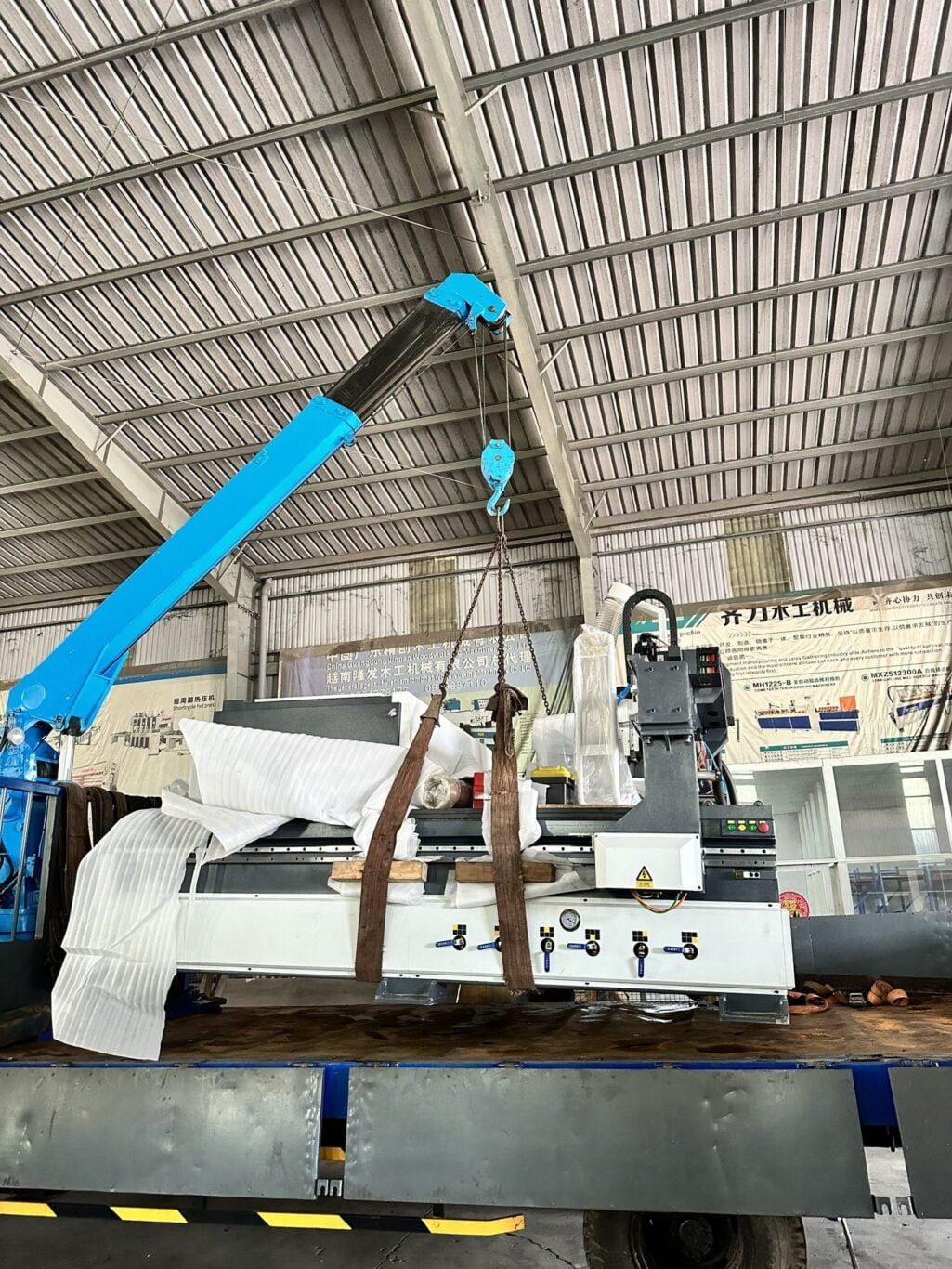Sang Som Tinh Mo Long Phat Cnc Ban Giao May Cnc 1 Dau Thay Dao 1