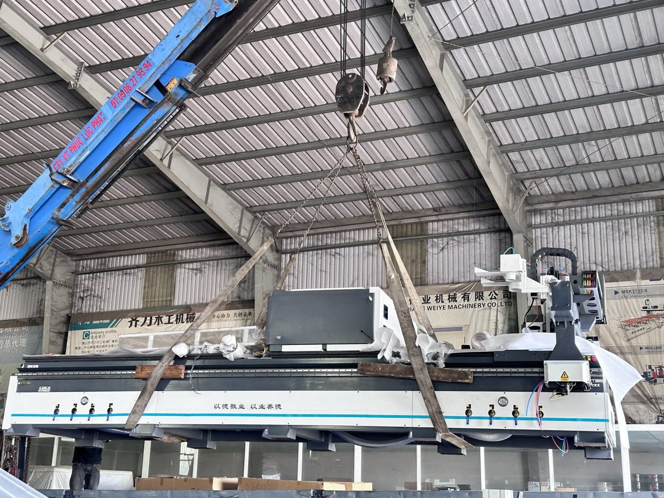 Bàn Giao Máy Cnc Chuyên Làm Ghế Sofa 20 May Cnc Chuyen Lam Ghe Sofa 4 Bàn Giao Máy Cnc Chuyên Làm Ghế Sofa