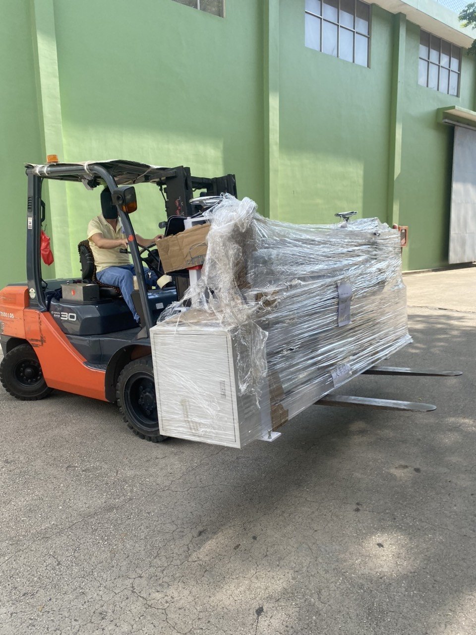 Cuối Tuần Bàn Giao Máy Ép Cước Khách Kcn Tam Phước 11 May Ep Cuoc 1 Cuối Tuần Bàn Giao Máy Ép Cước Khách Kcn Tam Phước