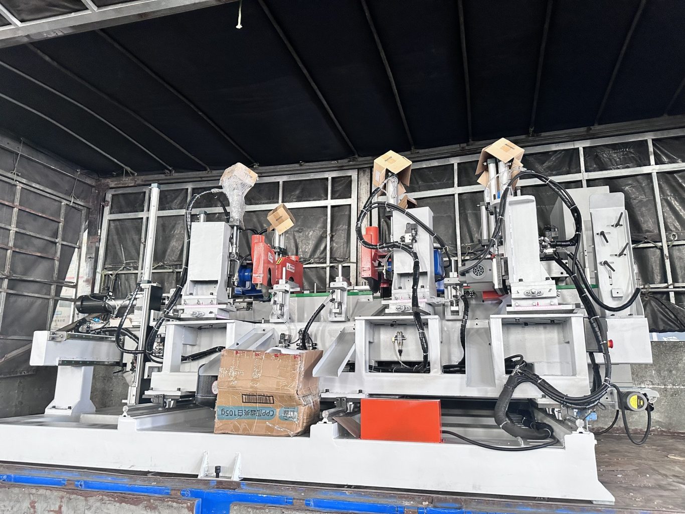 Đầu Tuần Bàn Giao Máy Cắt Đa Năng Cho Khách Hàng Tại Bến Cát 16 May Cat Da Nang 2 Đầu Tuần Bàn Giao Máy Cắt Đa Năng Cho Khách Hàng Tại Bến Cát