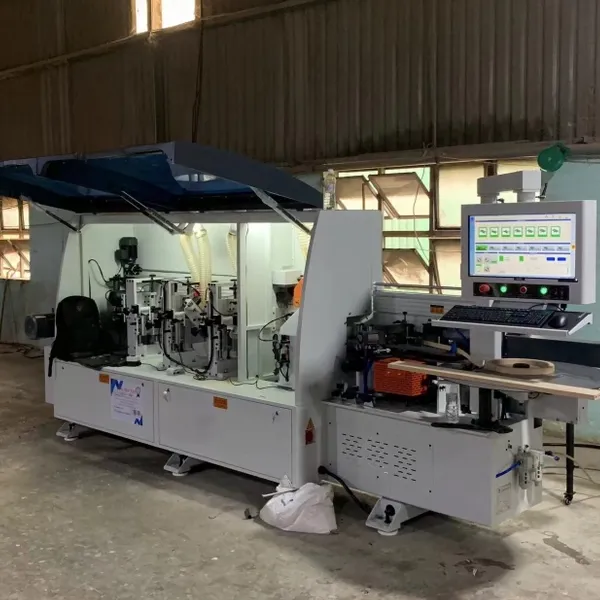 Máy Dán Cạnh Tự Động Long Phát Cnc