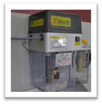 A16 Máy Phay Cnc 5 Trục 3 Đầu Thay Dao Tự Động Model Ctw2513Sk12F-H2T