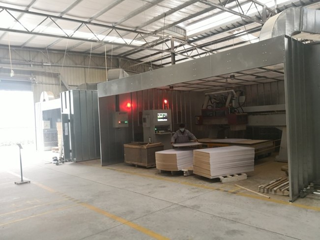 A24 Máy Phay Cnc 5 Trục 3 Đầu Thay Dao Tự Động Model Ctw2513Sk12F-H2T