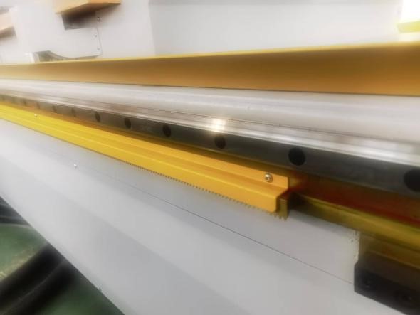 Máy Cnc 1 Đầu Thay 12 Dao Tự Động + Trục Cưa Đa Hướng 73 19 Máy Cnc 1 Đầu Thay 12 Dao Tự Động + Trục Cưa Đa Hướng